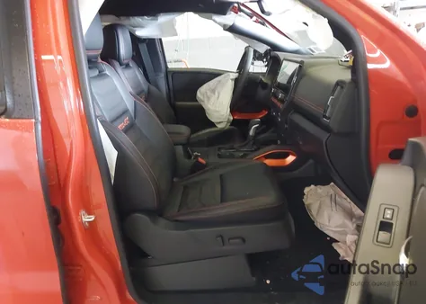 2025 Nissan Frontier Pro-4X 4X4 из США, поврежденный, VIN 1N6ED1EKXSN616947